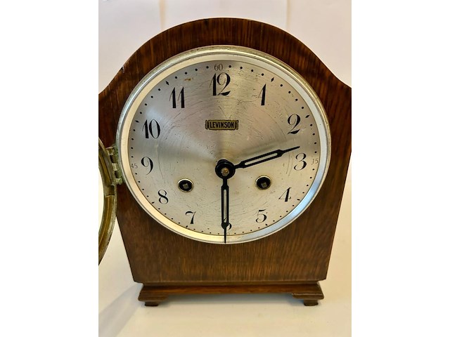 2 penduleklokken, tafelklok en treinklok - afbeelding 2 van  27