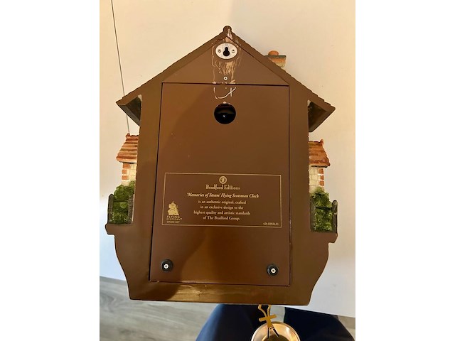 2 penduleklokken, tafelklok en treinklok - afbeelding 19 van  27