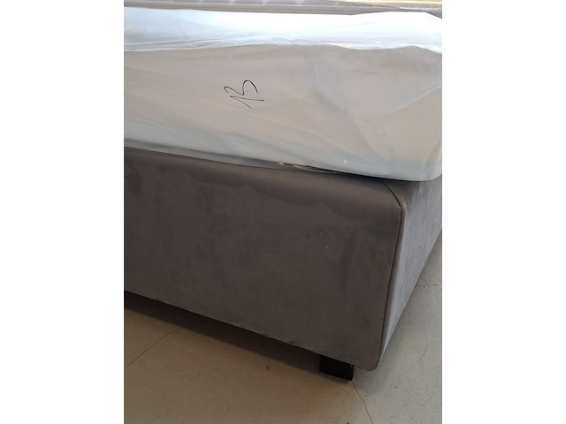 2-persoon boxspring met hoofdbord - afbeelding 4 van  12