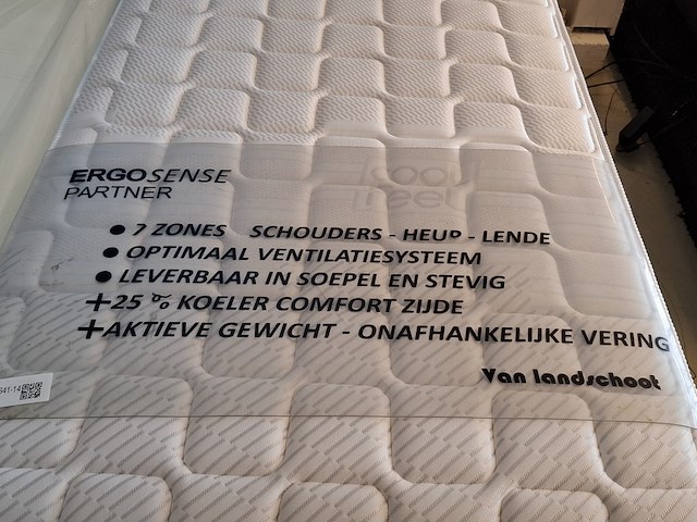 2-persoon boxspring met hoofdbord - afbeelding 11 van  12