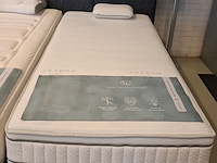 2 persoons boxspring met hoofdbord o.a. van landschoot - afbeelding 2 van  12