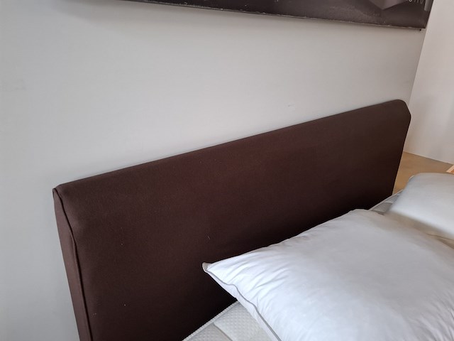 2-persoons boxspring met hoofdbord o.a. van landschoot - afbeelding 8 van  16