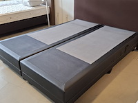 2-persoons boxspring met hoofdbord o.a. van landschoot - afbeelding 15 van  16