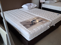 2-persoons boxspring met hoofdbord - afbeelding 6 van  13