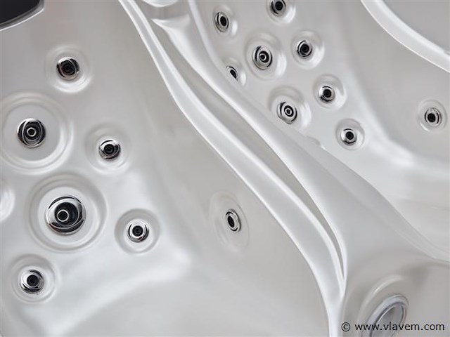 2 persoons outdoor spa 220x170x90,5 cm - wit bad/witte skirt - afbeelding 2 van  10