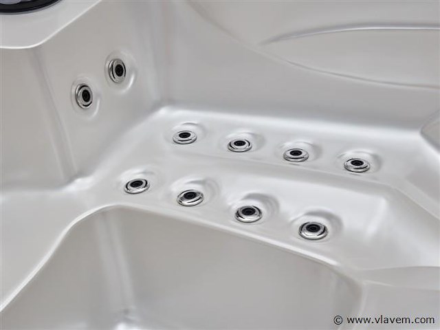 2 persoons outdoor spa 220x170x90,5 cm - wit bad/witte skirt - afbeelding 9 van  10
