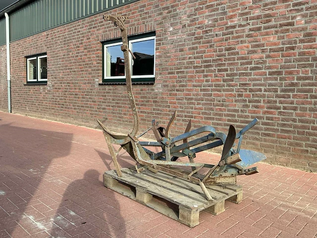 2 ploegen – 3-punts aanaardploeg / vorenploeg en handploeg - afbeelding 6 van  6