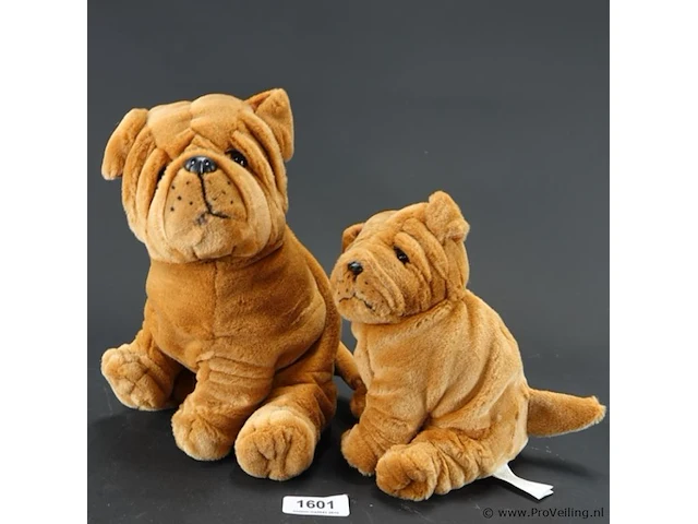 2 pluche shar-pei hond van het waarschijnlijk van het merk plush & company - afbeelding 1 van  5
