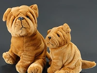 2 pluche shar-pei hond van het waarschijnlijk van het merk plush & company