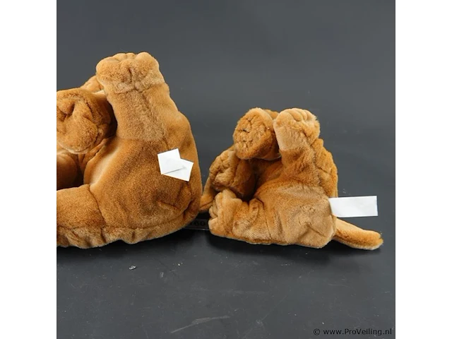 2 pluche shar-pei hond van het waarschijnlijk van het merk plush & company - afbeelding 5 van  5