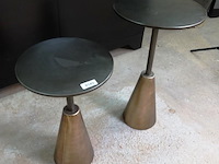 2 ren industrial loft antieke roest ronde bijzettafels voor buiten - afbeelding 1 van  5