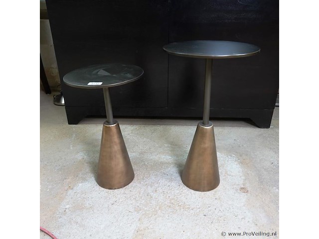 2 ren industrial loft antieke roest ronde bijzettafels voor buiten - afbeelding 3 van  5