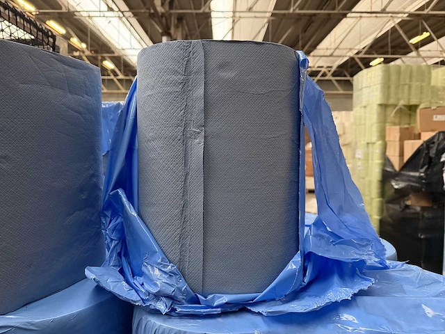 2 rollen industrierol verlijmd blauw 3-laags 36 cm (2 x rol 180 meter in folie) (10x) - afbeelding 3 van  7