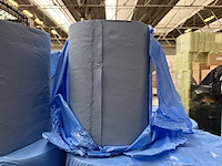 2 rollen industrierol verlijmd blauw 3-laags 36 cm (2 x rol 180 meter in folie) (8x) - afbeelding 3 van  7