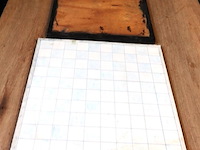 2 schaakborden waarvan 1 met fraai snijwerk - afbeelding 5 van  5