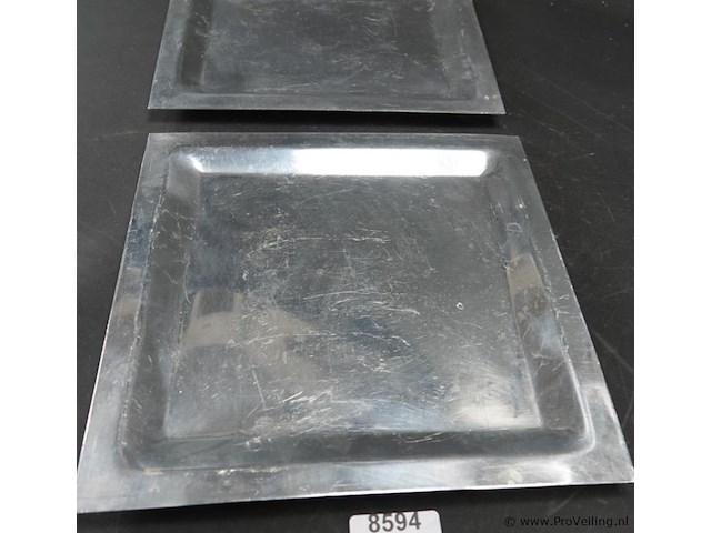 2 schalen - afbeelding 3 van  5