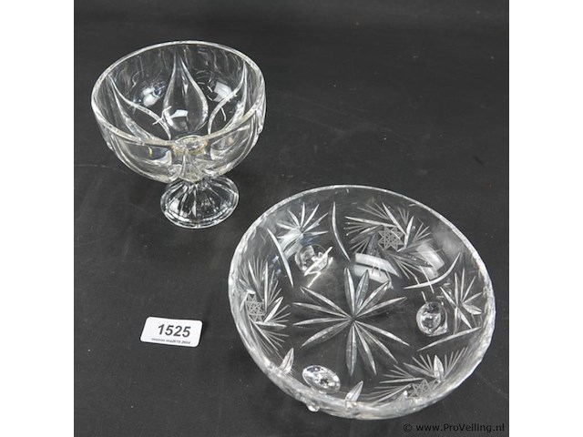 2 schalen - afbeelding 3 van  5