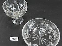 2 schalen - afbeelding 3 van  5