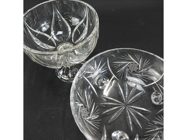 2 schalen - afbeelding 4 van  5