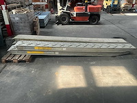 2 sets aluminium oprijbeunen 390–402 cm (4x) - afbeelding 6 van  13