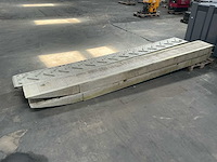 2 sets aluminium oprijbeunen 390–402 cm (4x) - afbeelding 10 van  13