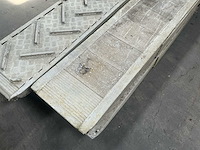 2 sets aluminium oprijbeunen 390–402 cm (4x) - afbeelding 2 van  13