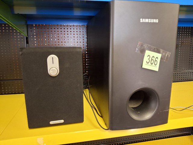 2 soundboxen - afbeelding 1 van  3