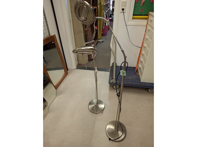 2 staande halogeenlampen - afbeelding 1 van  3
