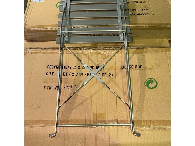 2 terrasstoelen en 1 tafel - afbeelding 4 van  4