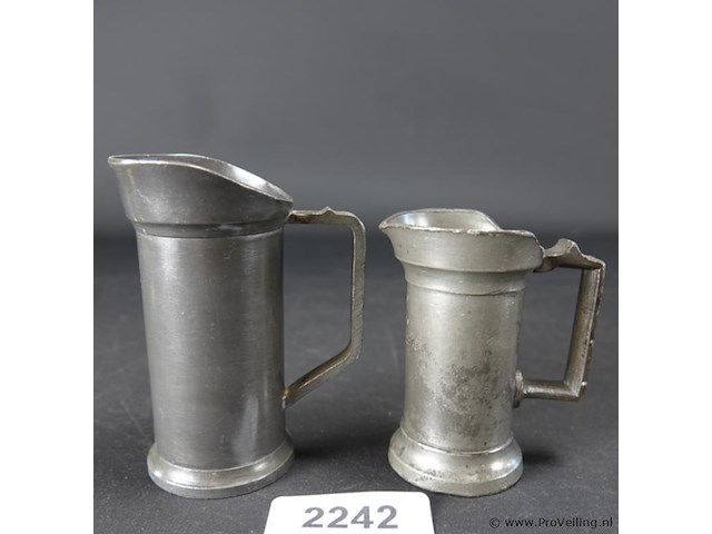 2 tinnen maatbekers - afbeelding 1 van  5