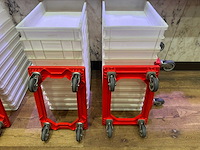 2 trolleys met 22 bakken - afbeelding 2 van  3