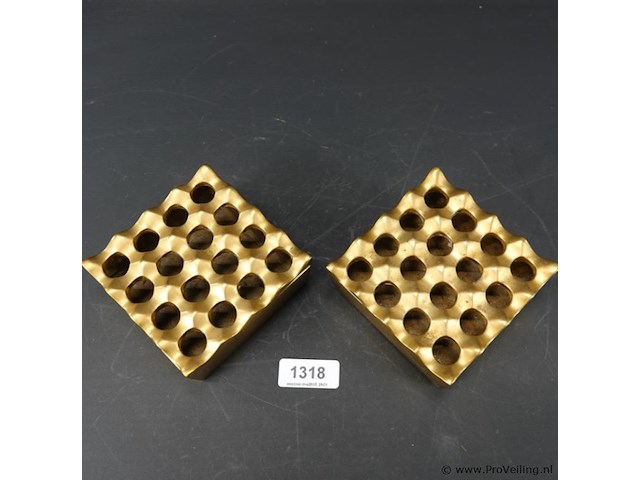 2 ultima 15" messing asbak, ontworpen door holger bäckström en bo ljungberg voor diverse ting in zweden in de jaren zestig. - afbeelding 3 van  5