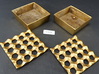 2 ultima 15" messing asbak, ontworpen door holger bäckström en bo ljungberg voor diverse ting in zweden in de jaren zestig. - afbeelding 4 van  5