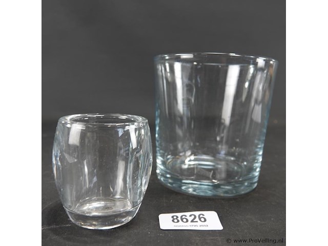 2 vaasjes - afbeelding 2 van  5