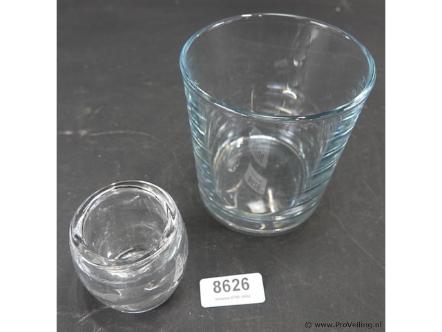 2 vaasjes - afbeelding 3 van  5