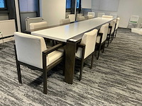 2 vergadertafels met 10 vergaderstoelen - afbeelding 1 van  6
