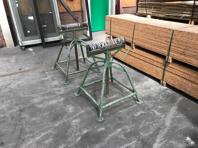 2 verstelbare rollenbokken / materiaalsteunen - afbeelding 1 van  9