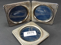 2 verzilverde fotolijstjes - afbeelding 2 van  5