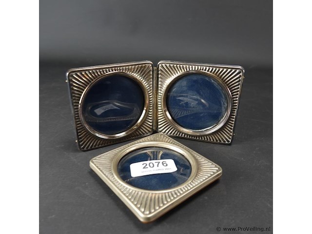 2 verzilverde fotolijstjes - afbeelding 1 van  5