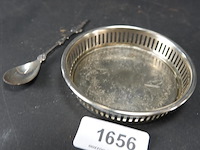 2 verzilverde objecten - afbeelding 1 van  5