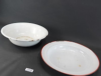 2 vintage emaillen schalen - afbeelding 3 van  5