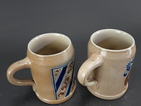 2 vintage goebel duitse steengoed bierpullen met zoutglazuur (salzglasur) - afbeelding 3 van  5