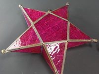 2 vintage stervormige lampen gemaakt van rood gestructureerd glas in kopermontuur - afbeelding 2 van  5