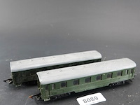 2 wagons in h0-schaal (vermoedelijk franse sncf-stijl uit de jaren 50 of 60) - afbeelding 2 van  5