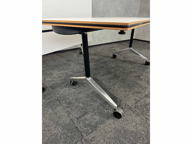 2 wilkhahn - klaptafel 180x80 - afbeelding 8 van  14