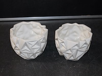 2 witte deco potjes in a5 - afbeelding 3 van  3