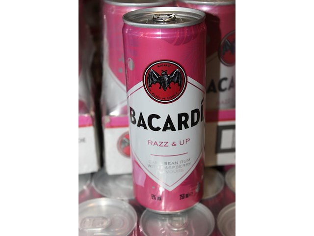 2 x 12 blikken bacardi cola razz & up 0,25cl. tht 2-2027. bod inclusief statiegeldwaarde van 3,60 euro. - afbeelding 2 van  2