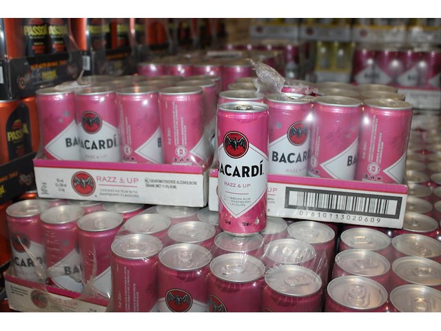 2 x 12 blikken bacardi cola razz & up 0,25cl. tht 2-2027. bod inclusief statiegeldwaarde van 3,60 euro. - afbeelding 1 van  2