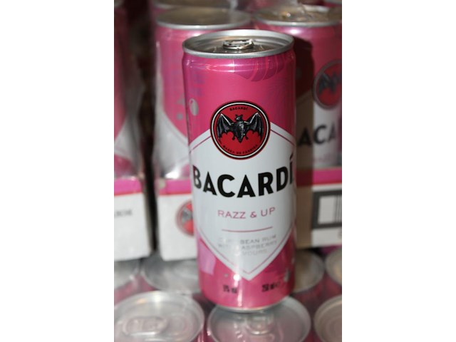 2 x 12 blikken bacardi cola razz & up 0,25cl. tht 2-2027. bod inclusief statiegeldwaarde van 3,60 euro. - afbeelding 2 van  2