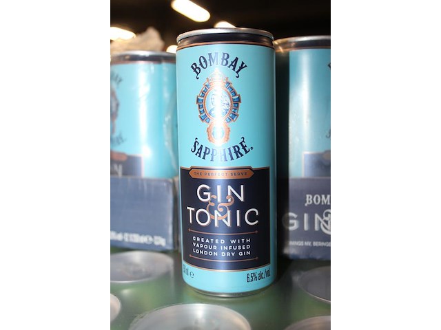 2 x 12 blikken bombay sapphire gin tonic 0,25cl. tht 9-2026. bod inclusief statiegeldwaarde van 3,60 euro. - afbeelding 2 van  2
